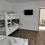 Balogh Vendeghaz Apartment
