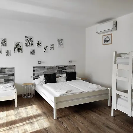 Balogh Vendeghaz Apartment Sarospatak